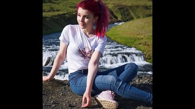 Izithombe zocansi ezithayithini